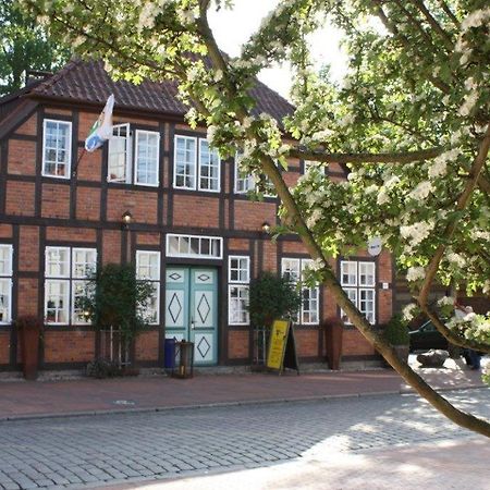 Hotel Kontraste Neumünster Exterior foto